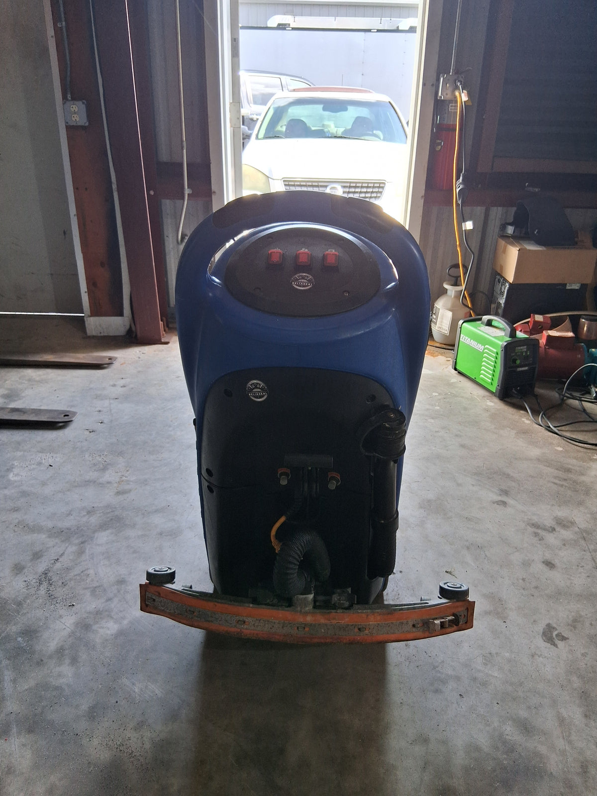 Clarke Electric Auto Scrubber - 17" - 1 Day Rental