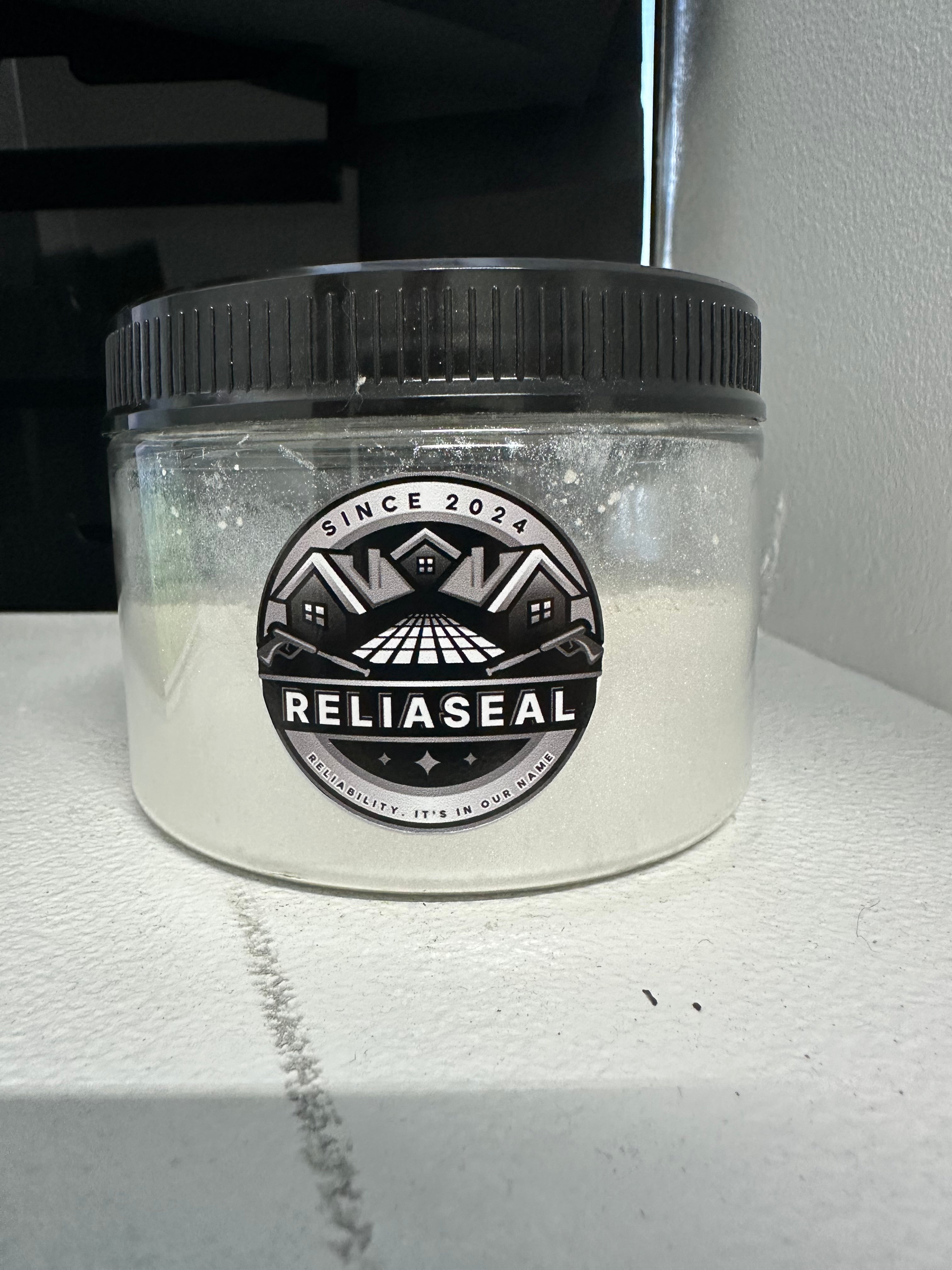 Pearl additive for sealer