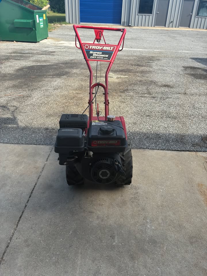 Troy-Bilt Super Bronco - 1 Day Rental